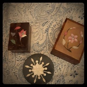 Marble trinket boxes hand crafted in India